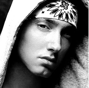 Meet your Posher, Dominique-cynthia